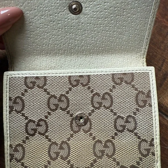 Gucci Jacquard Canvas Wallet - Picture 2 of 5